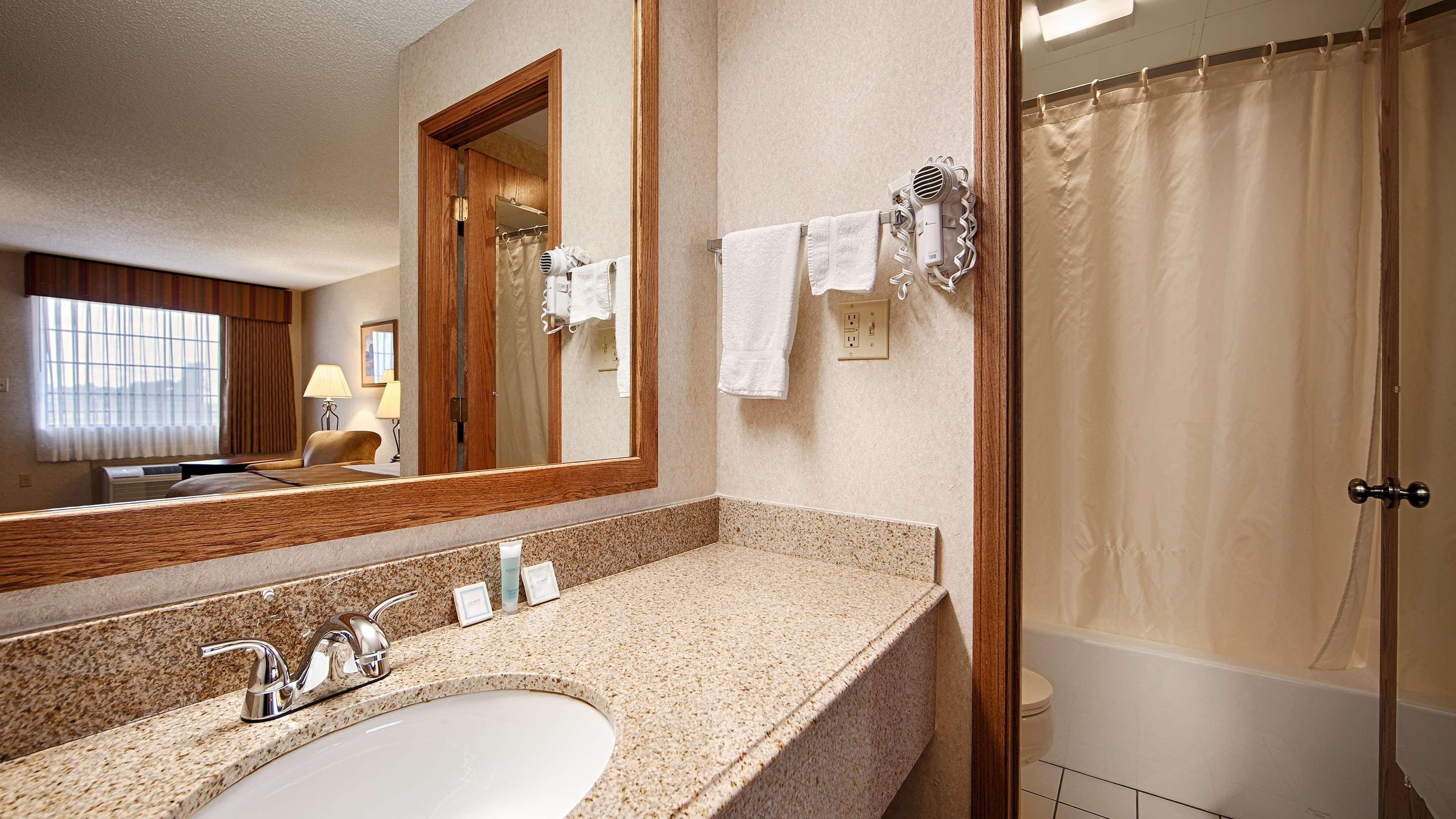 Hotel Surestay By Western Poteau